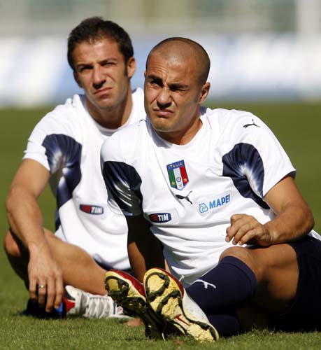 保持强大的 保持强大的