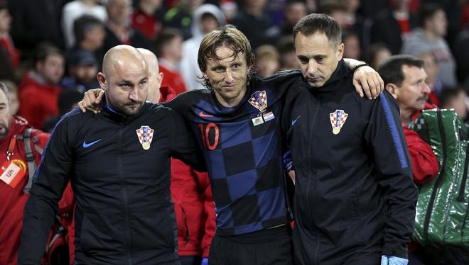 道路上的一 道路上的一