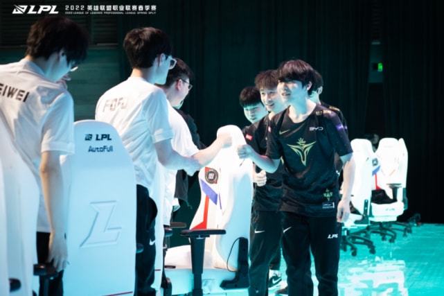 合连续打成 合连续打成