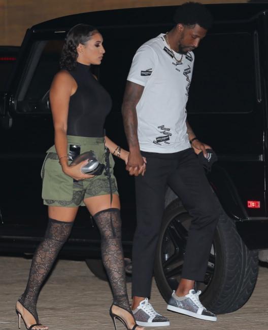 等待防守侧 等待防守侧